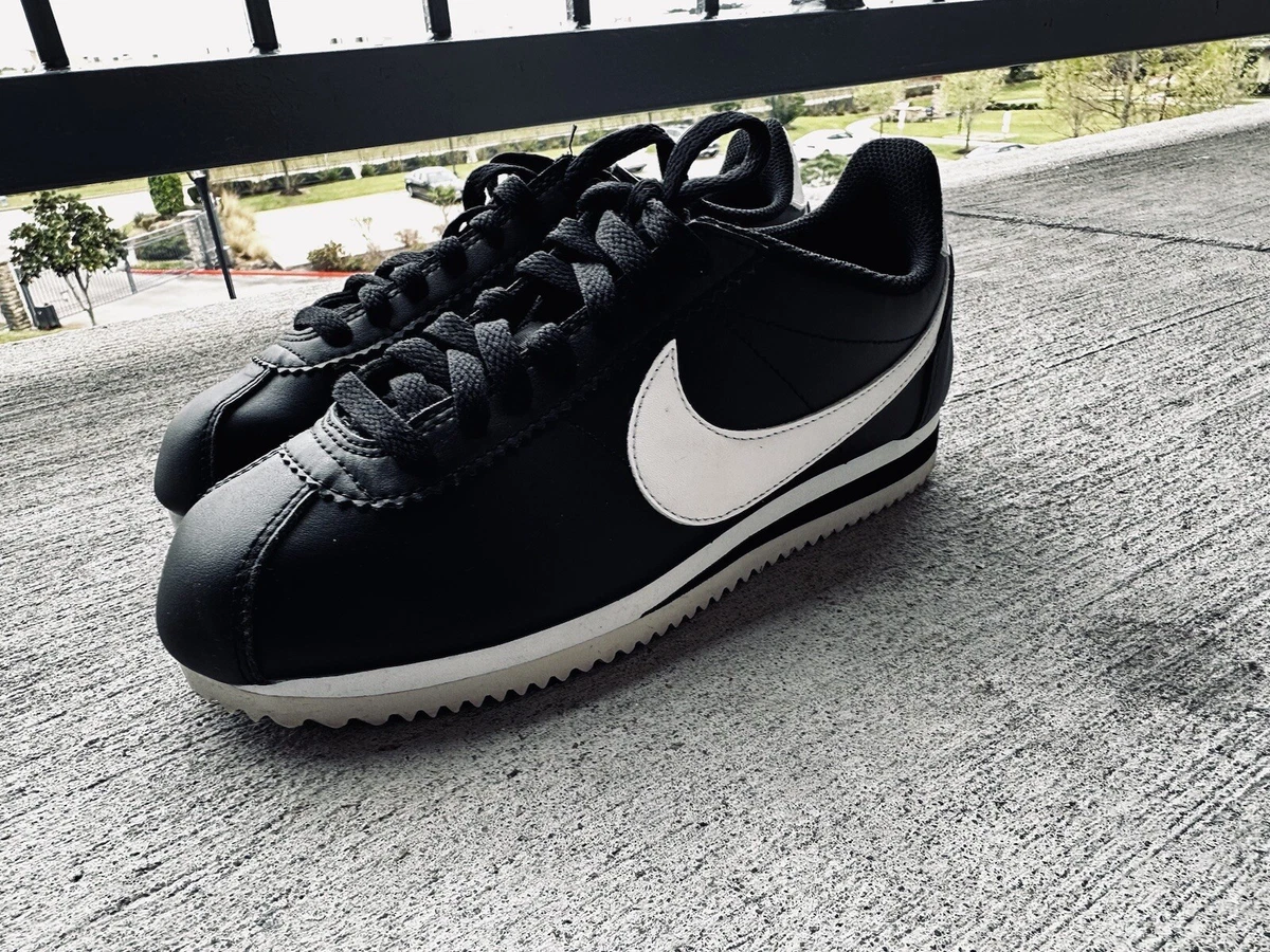 nike cortez black and white