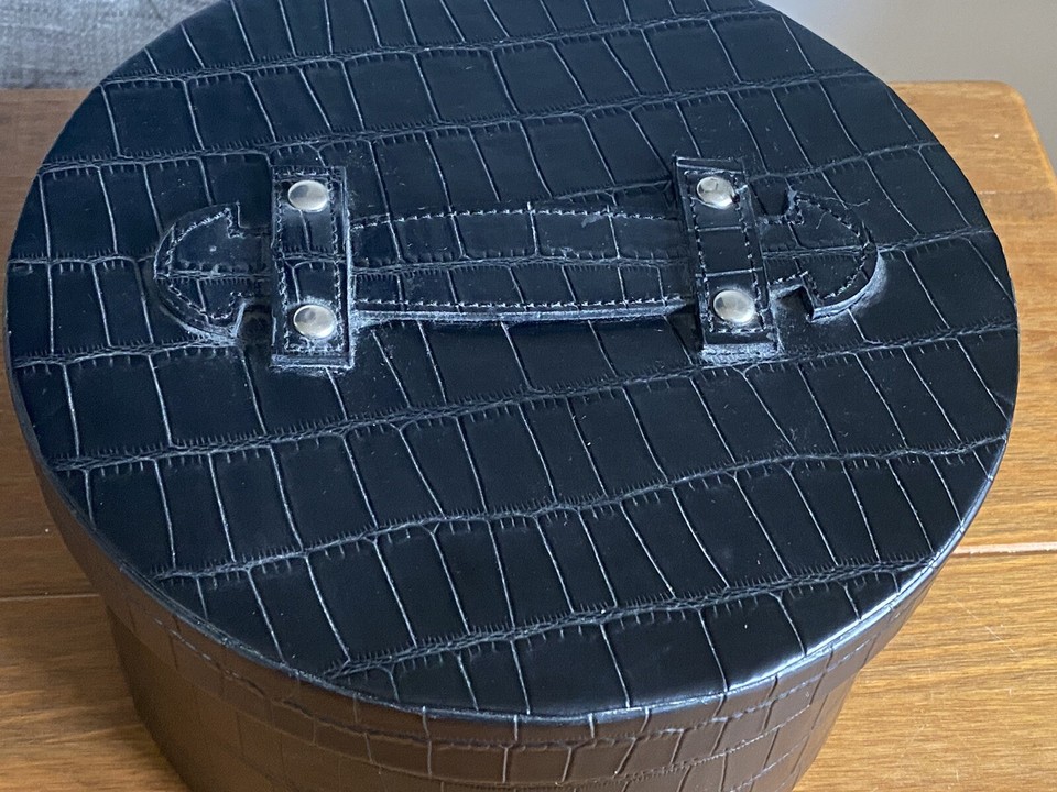 Dunelm Fifth Ave Black Mock Croc Round Storage Box Hat Jewellery 25 x