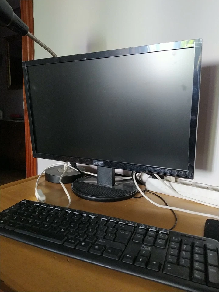 Ordenador de sobremesa  - Imagen 2 de 3