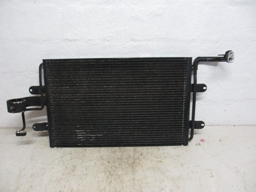 Klimakondensator Klimakühler Volkswagen Golf IV 1.6L Bj.2000.1J0820411D.