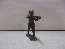 Barclay US Army Soldier Standing with Rifle BC