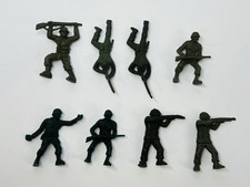 8 Vintage Lido WWII USA US Army Men Toy Soldiers Plastic Figures Lot 50's 60's 