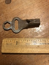 VINTAGE Antique Roller Skate KEY