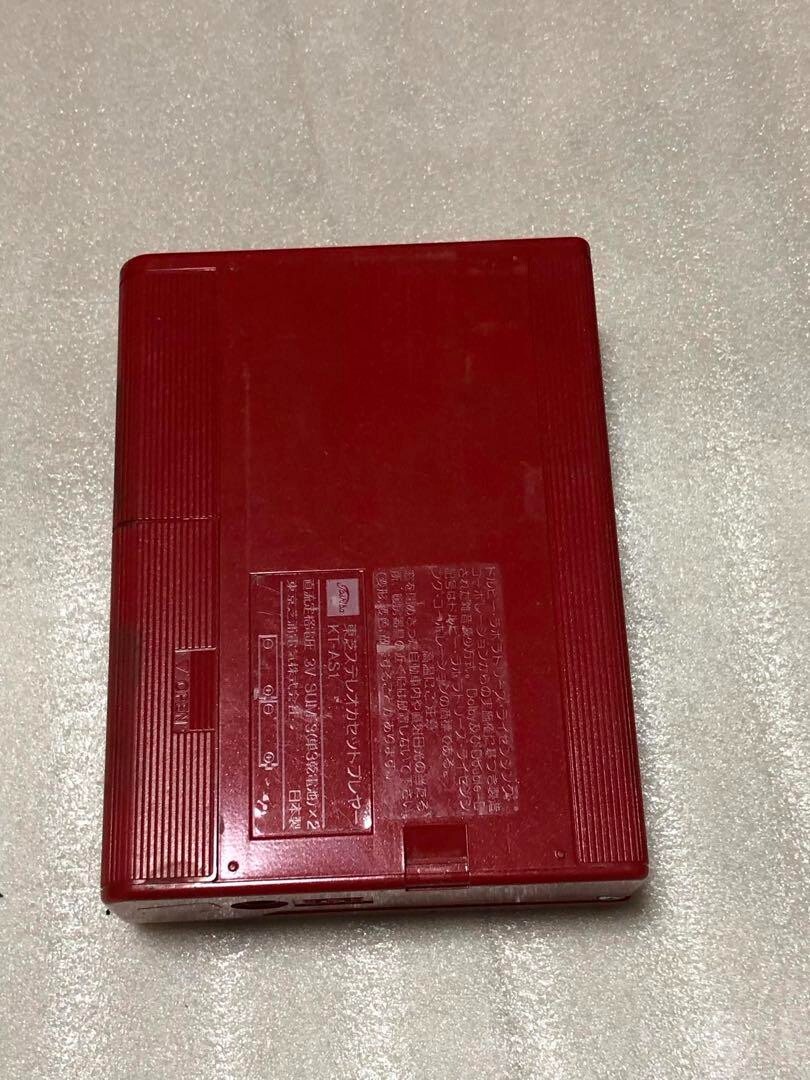 TOSHIBA KT-RS1 ステレオカセットプレーヤー　AM\FMパック付き Toshiba KT-RS1 ▷ Walkman.land