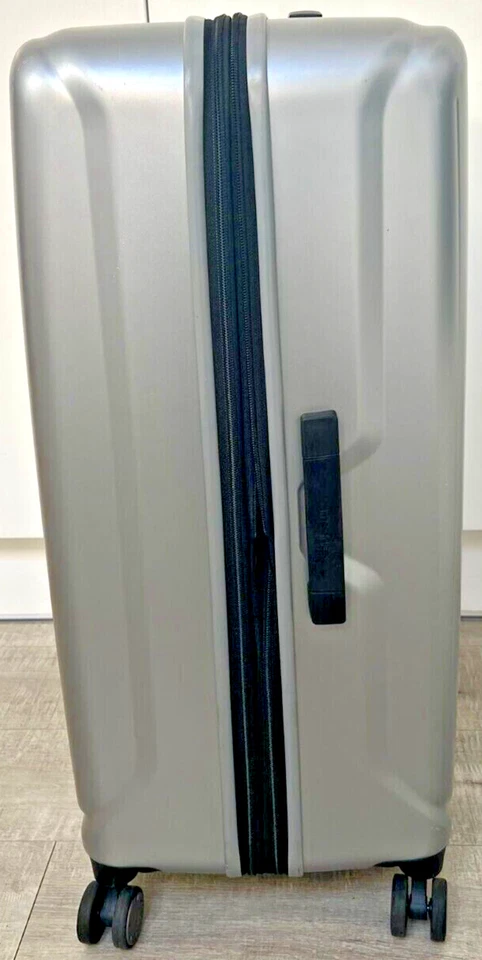 Samsonite Amplitude Large Hardside Case in Silver Suitcase - Image 4 of 4