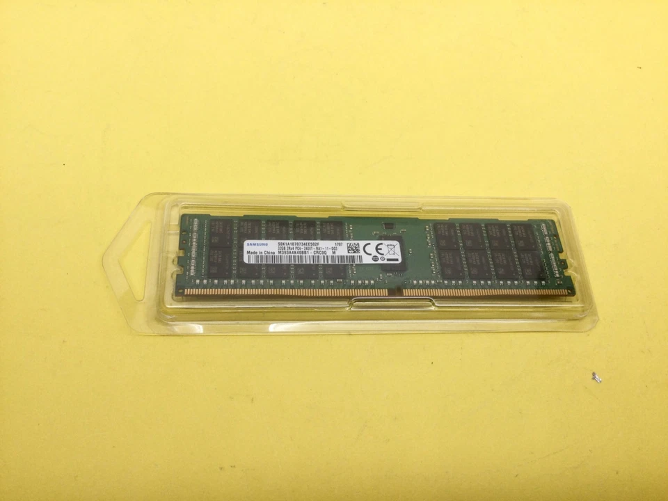 M393A4K40BB1-CRC SAMSUNG 32GB (1X32GB) 2RX4 PC4-2400T DDR4 Server Memory - Image 4 of 4