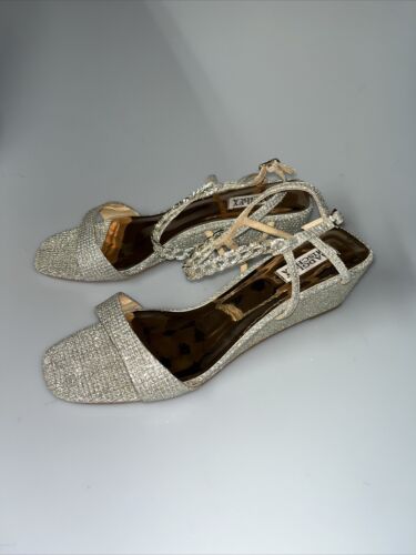 Sandalia de cuña Badgley Mischka Kaelyn plateada para mujer talla 10 $185 - Imagen 3 de 10