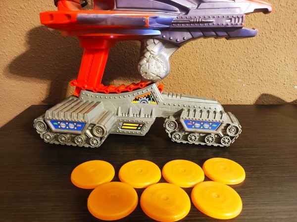 BLASTER HAWK. MOTU. WITH 7 DISCS. MASTERS OF THE UNIVERSE. VINTAGE.