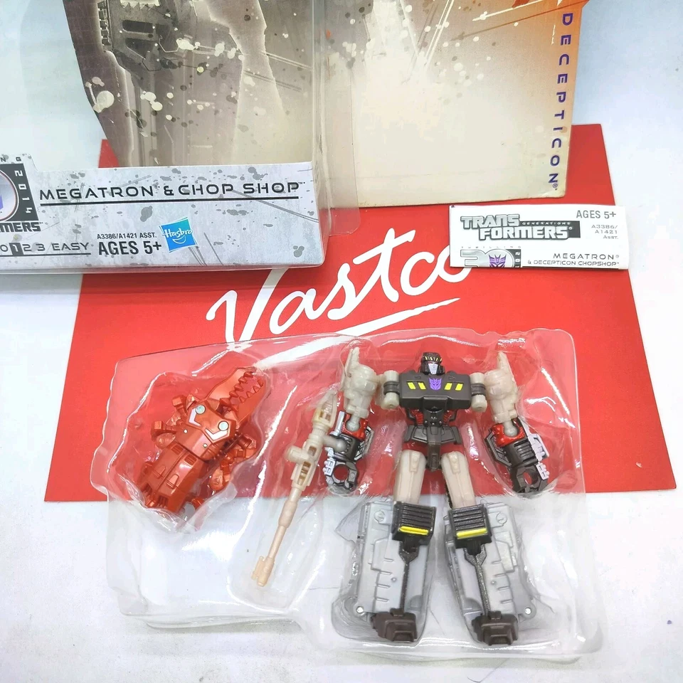 Hasbro Thrilling 30 Transformers Generations Decepticon Megatron & Chop Shop - Image 2 of 4