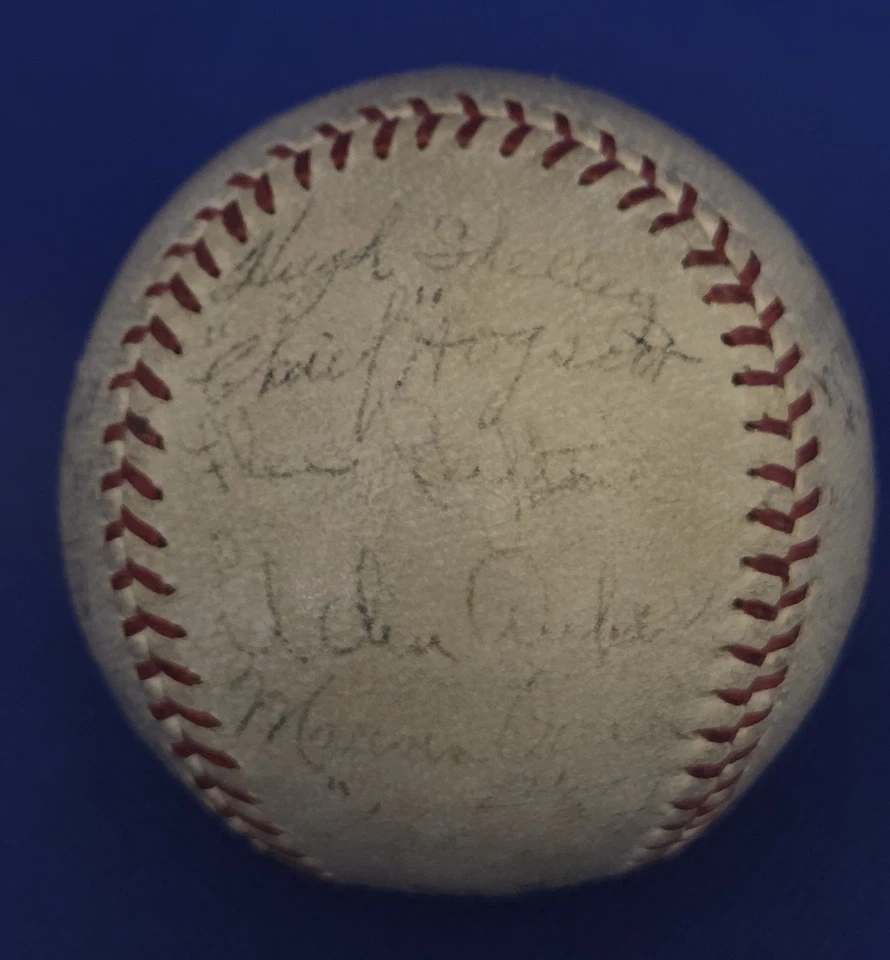 1935 Detroit Tigers Team Signed OAL Ball 23 Sigs Cochrane, Goslin World Champs - Image 2 of 4