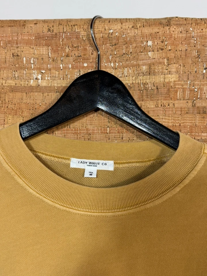 Lady White Co. Para hombres Talla 40 Grande Dorado Relajado Sudadera Cuello Redondo EE. UU. Foto 3 de 4