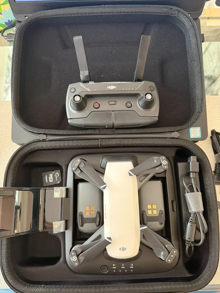 DJI Spark Fly More, Remote, Portable Charging Station, 3 Batteries, Case, Extras - Image 4 of 4