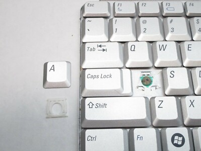 Single Key Cap+Clip For Dell XPS M1330 M1530 NK750 Model A071
