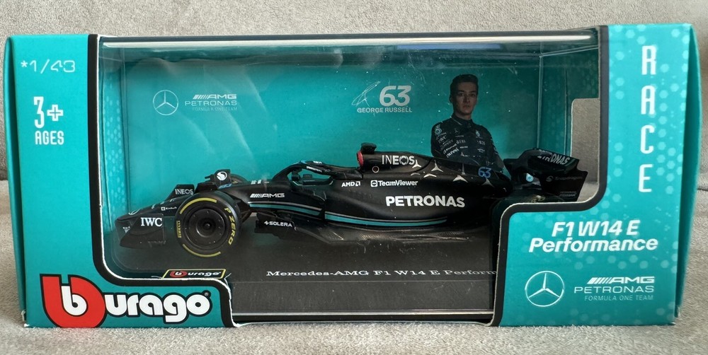 Bburago 2023 Racing Mercedes-AMG Racing W14 E Performance George Russell Model