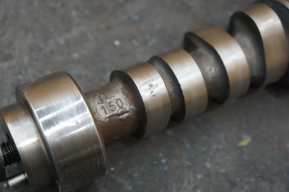 Camshaft .002 Oversized Journals 4864367 OEM 8.0L V10 Dodge Viper 1994-96 *NOTE* - Image 3 of 4