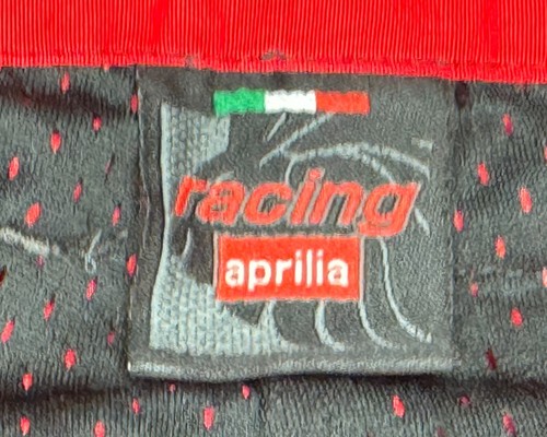 Racing Aprilia Men's Lion Embroidered Red Cargo Shorts Size 42 - Picture 5 of 11