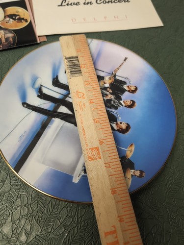 DELPHI THE BEATLES 'LIVE IN CONCERT' LIMITED COLLECTOR PLATE #1 W/ BOX & PAPERS - Picture 8 of 8