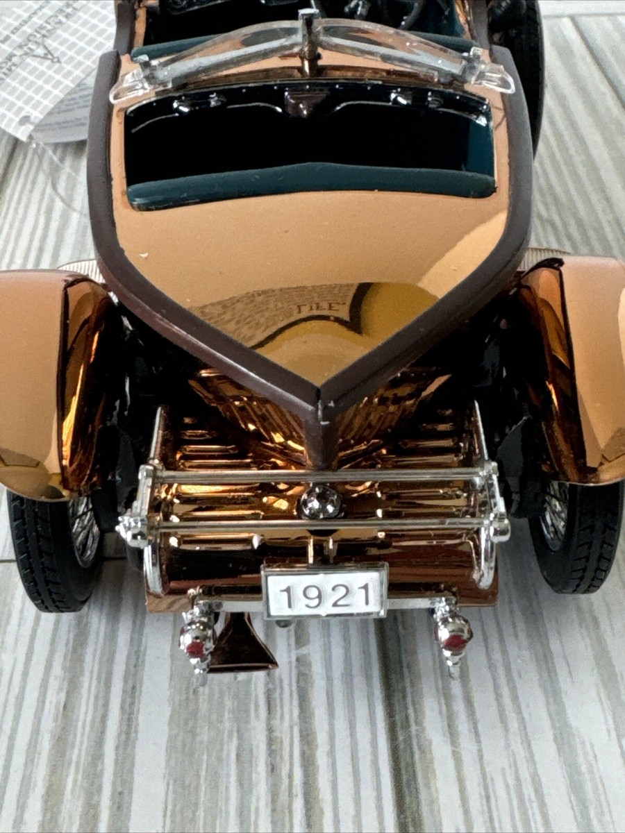 FRANKLIN MINT 1921 ROLLS ROYCE SILVER GHOST 1/24 Body Of Solid Copper W/Box FRANKLIN MINT 1921 ROLLS ROYCE SILVER GHOST 1/24 Body Of Solid Copper W/Box