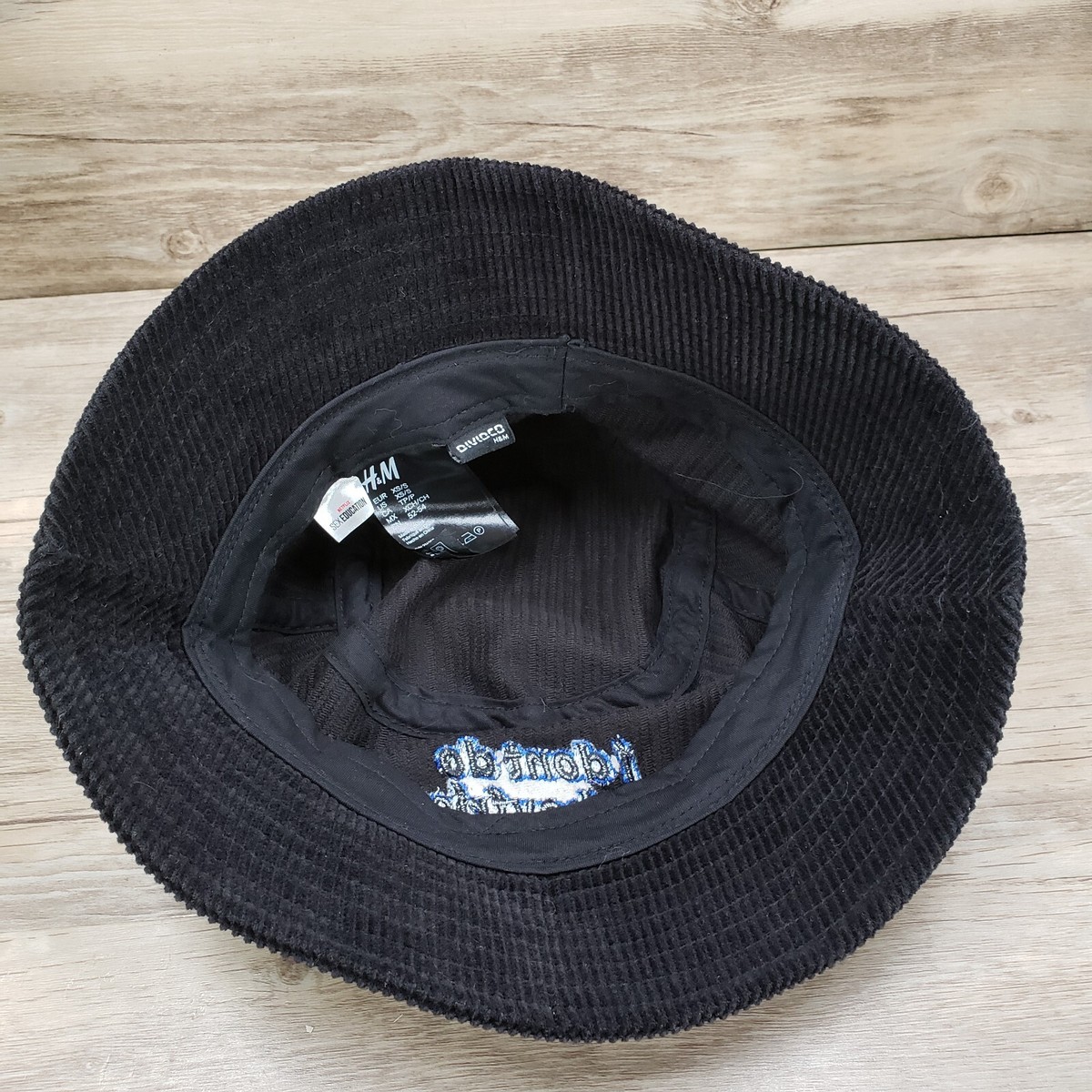 H&M x Netflix Corduroy Bucket Hat Cap Sex Education I Don't H&M x Netflix Corduroy Bucket Hat Cap Sex Education I Don't