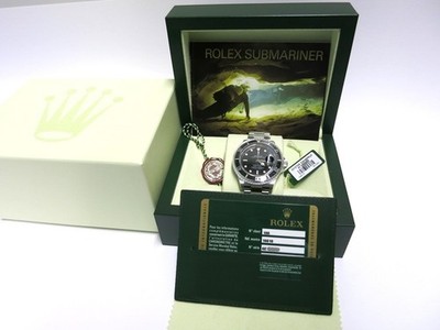 Original Rolex Submariner Date / 16610 / LC100 / Full-Set / Random-Seriennummer