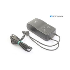 Canon NI-MH Charger NC-E2 + Very Good (288114)