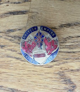 British Empire Leave Club WW1 Enamel Badge