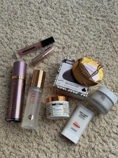 ULTIMATE HOLIDAY GIFT SET C: Full-Size K-Beauty & Niche Brand Bundle