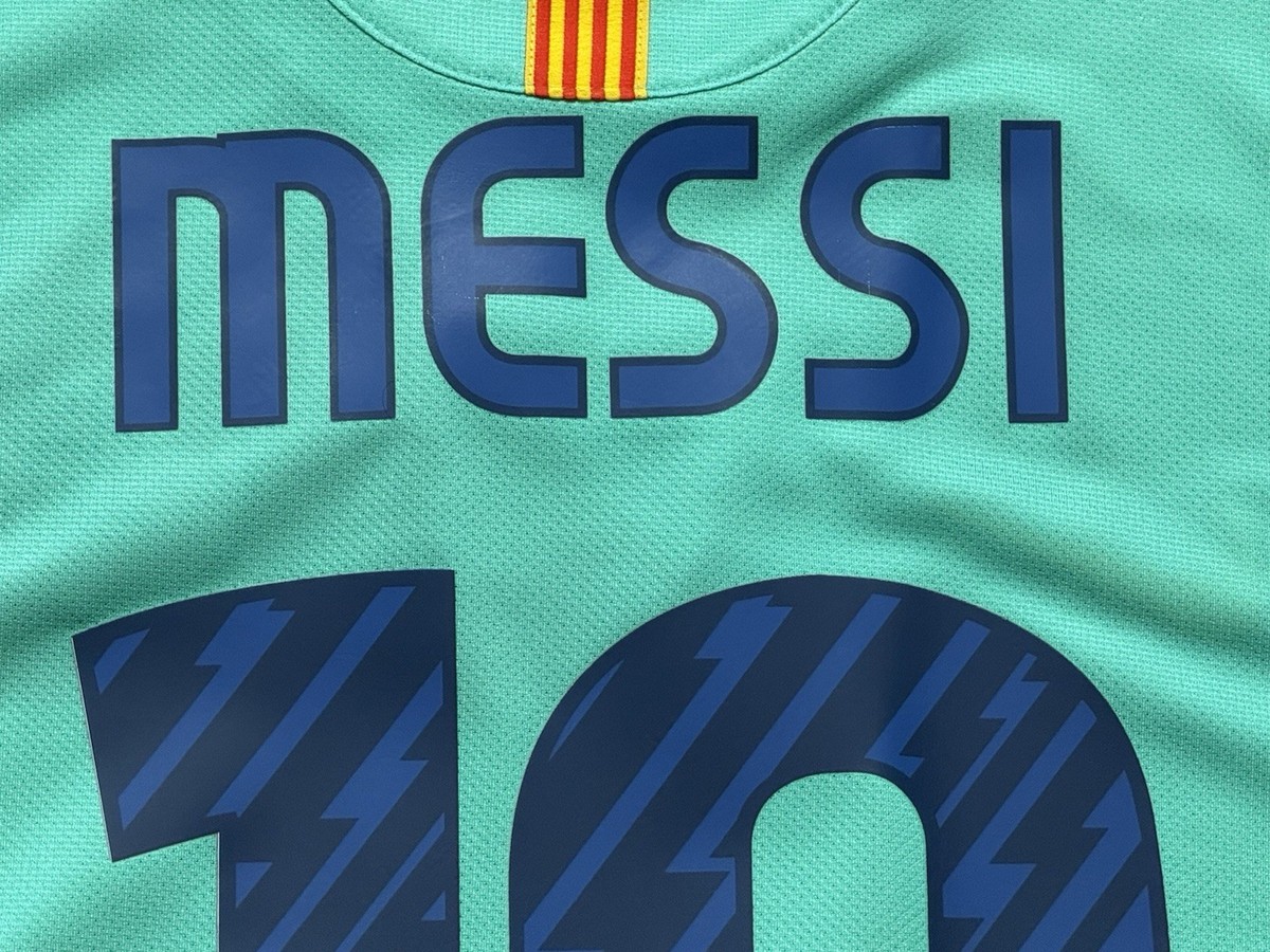 2010/11 Barcelona Away Jersey #10 Messi Medium Nike Soccer UNICEF
