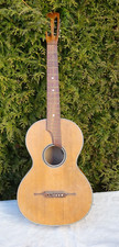 Vecchia chitarra da passeggio 93 circa