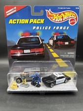 1999 Hot Wheels Action Pack Set POLICE FORCE 16149 Mattel ARMORED TRUCK COP CAR