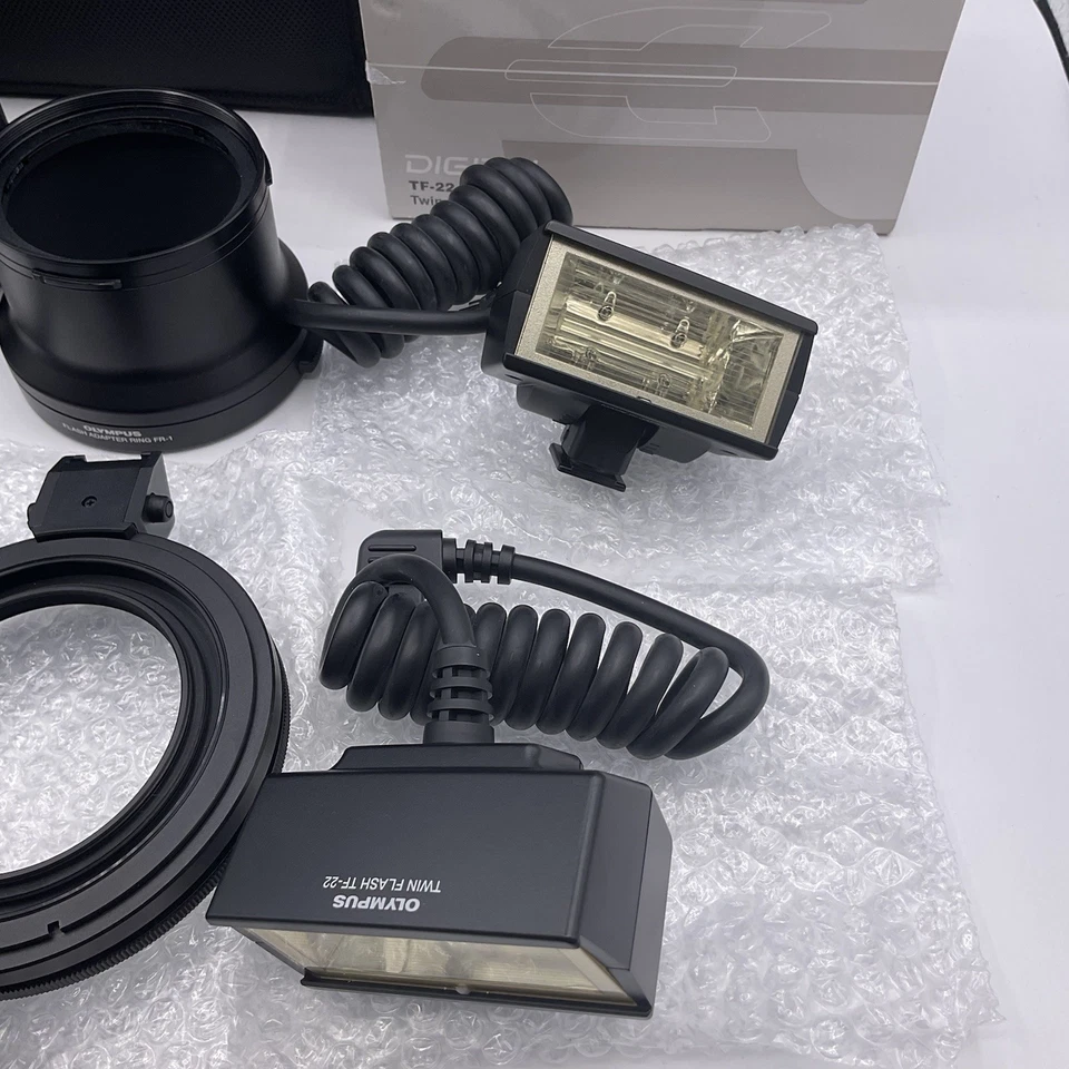 Olympus FC1 RF-11 Ring Flash System & TF-22 Twin Flash Unit - Image 2 of 4