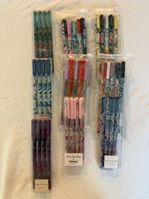 Vera Bradley Gel Pen Sets of 5  Sets of 4 Look at Pictures New in package S 