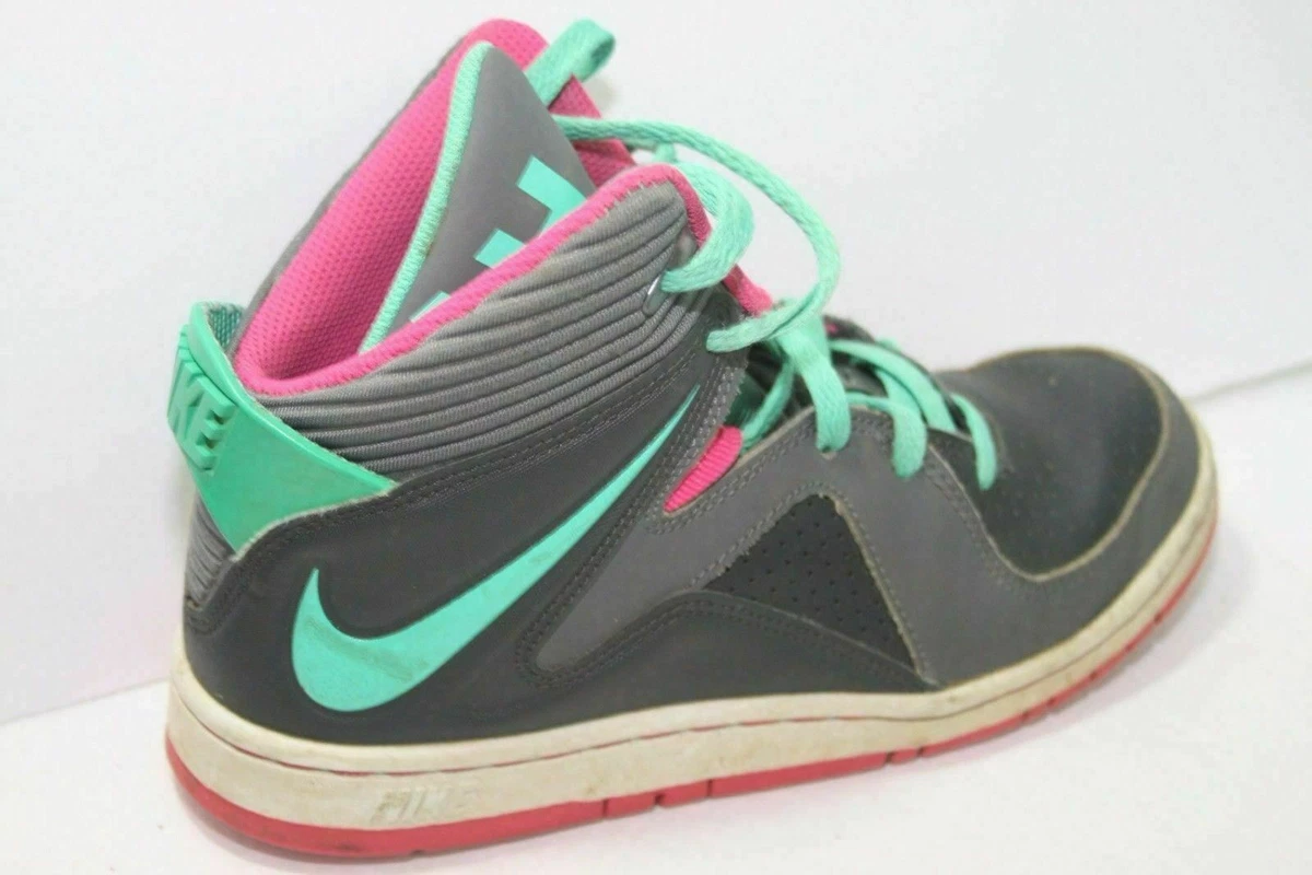 Nike court invaders deals