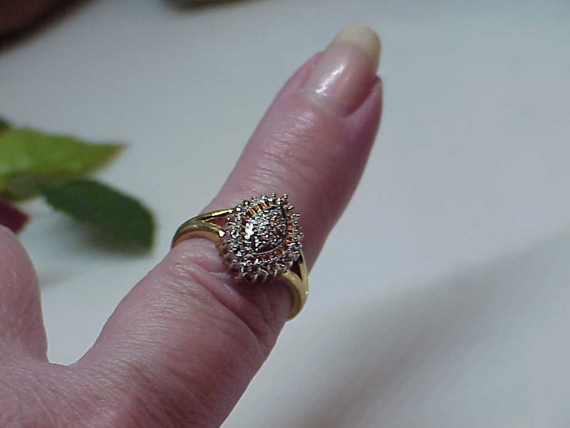 Vintage Sterling 18k Gold clad Marquise Design Diamonds Ring Sz: 7~ 3.6Gr