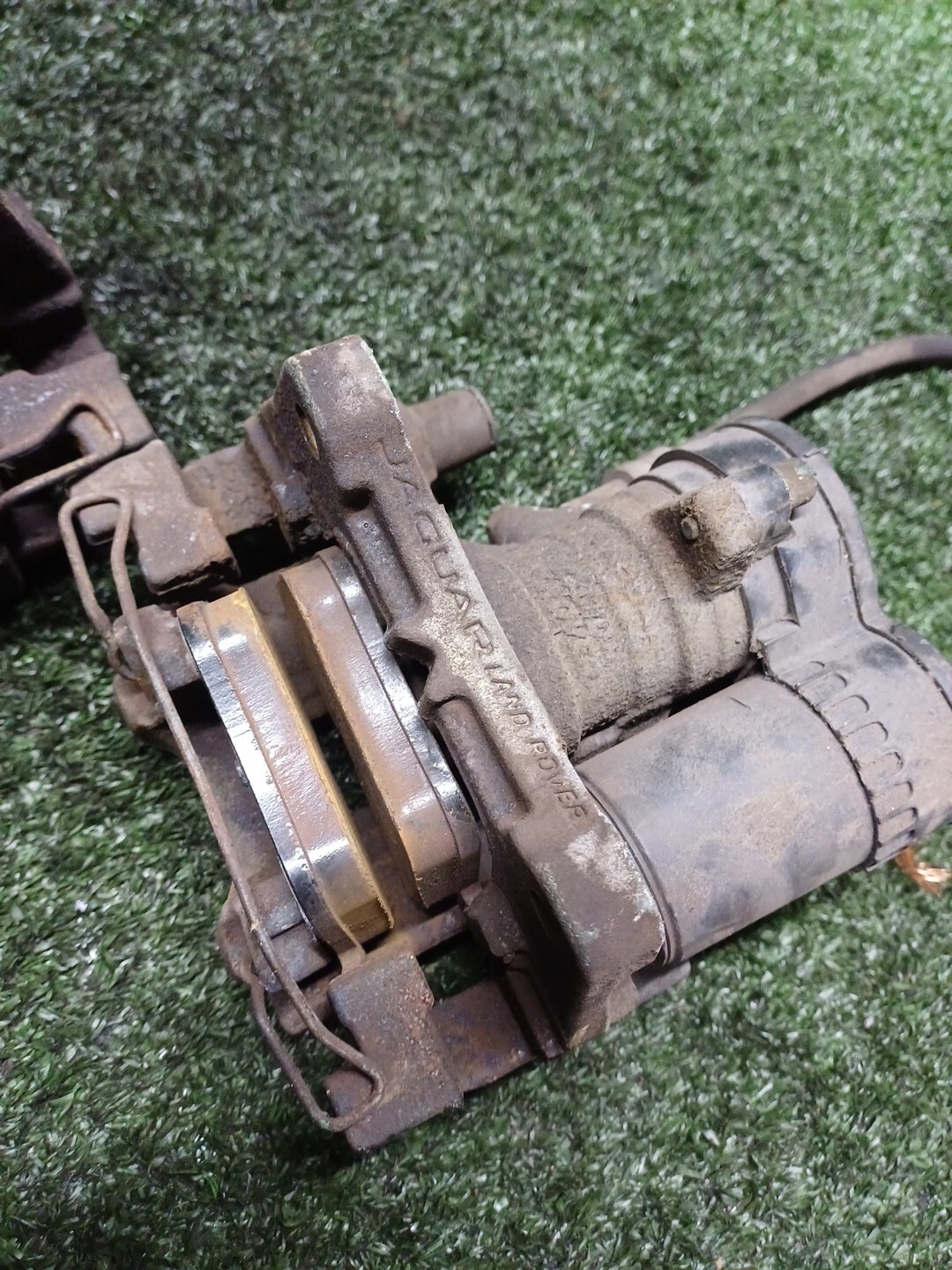 JAGUAR XE BRAKE CALIPER REAR RIGHT&left ELECTRIC FK722k328bd X760 2015