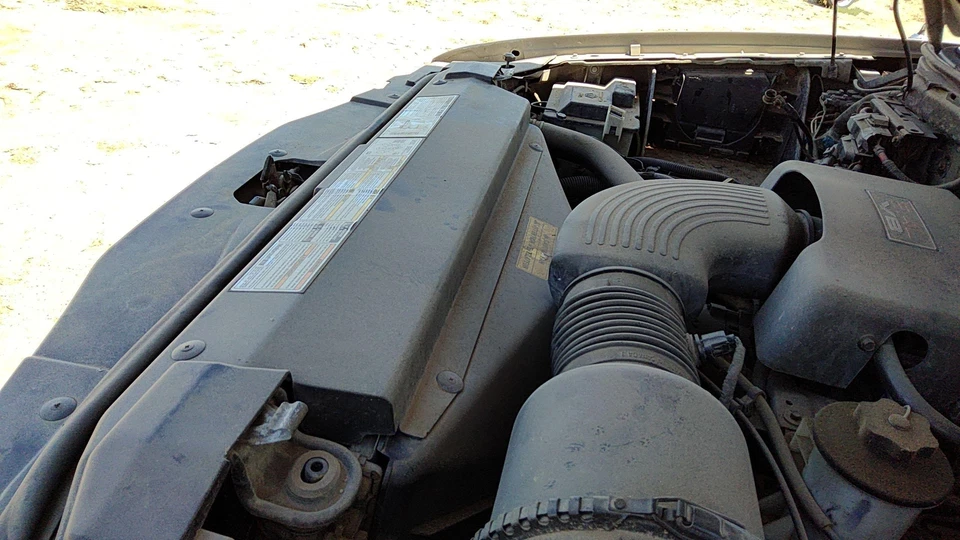 Lincoln Navigator 1998-2002 radiador ventilador cubierta OEM carcasa de plástico 5,4 l Foto 2 de 4