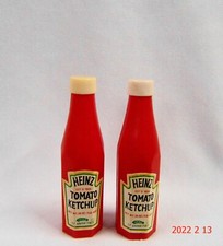 Vintage Red Plastic HEINZ TOMATO CATSUP Salt  Pepper Shakers w/ Stoppers