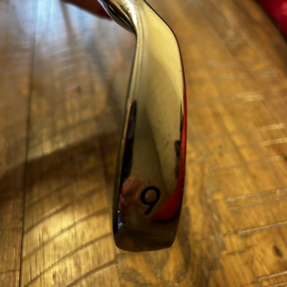 Nitro Blaster Single 9 Iron Regular Flex Graphite Shaft RH Junior Flex - Image 4 of 4