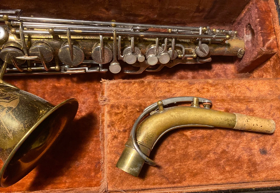 Martin The Indiana Original Lacquer Soldered Holes Overhauled Alto Saxophone - Image 3 of 4