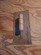 Wood Handle Trowel 