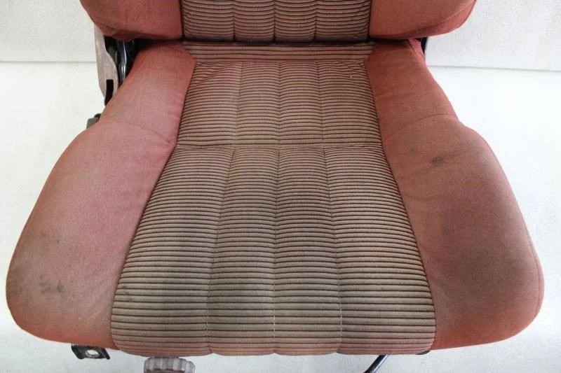 1982 1983 1984 1985 1986 TOYOTA SUPRA RIGHT PASSENGER FRONT SEAT RED CLOTH - Image 3 of 4