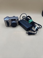 Sony DSC-S75 3.3 MP Classic Digicam Bundle.