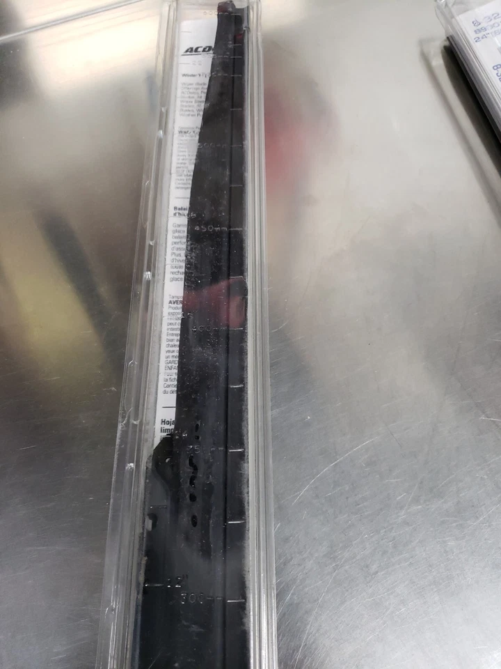 ACDelco 8-3245 Specialty Winter Wiper Blade, 24 In QTY 2 - Image 3 of 4