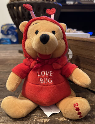 Walt Disney 2000 WINNIE THE POOH BEAR LOVE BUG 5'' Bean Bag STUFFED ANIMAL