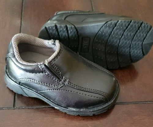 TKS Boy Size 6 Shoes Black Leather Slip on - Picture 2 of 4
