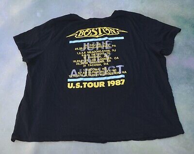 Forever 21 Boston U.S. Tour 1987 Women's Double Sided T-Shirt Size 3X.