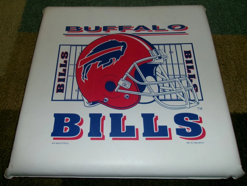 Raro DE COLECCIÓN 1993 Auténtico BUFFALO BILLS Casco Rojo Cojín Asiento Rich Stadium Foto 3 de 4