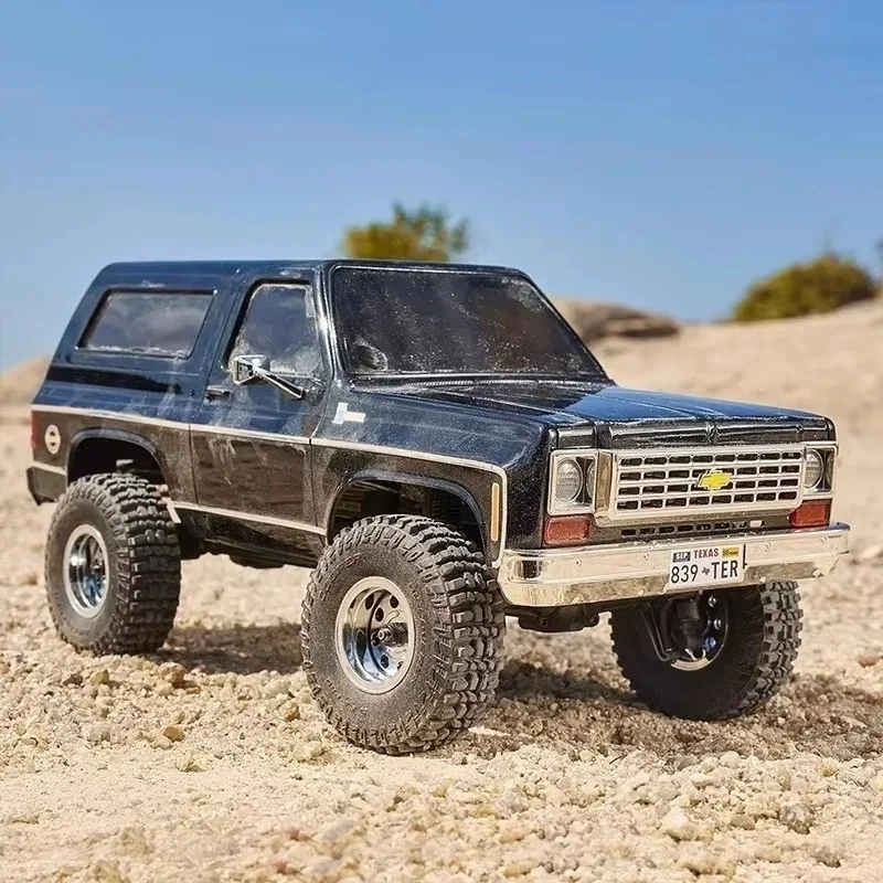 FCX24 FMS 1/24 RC Crawler Chevy K5 Blazer Mini RC Off-Road Vehicle Car with Two- - Image 4 of 4
