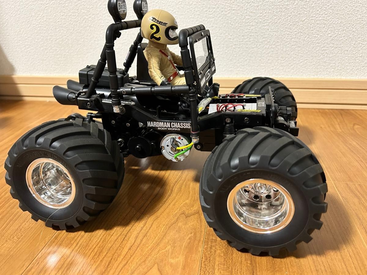 Tamiya 1/10 Wild Willy 2 custom WR-02 chassis RC radio