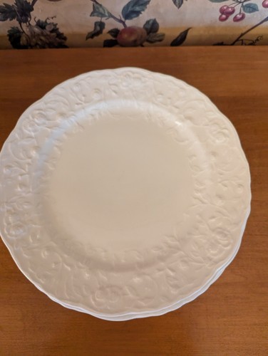 6-VINTAGE POPE GOSSER ROSE POINT DINNER PLATES 10" ALL WHITE - Picture 2 of 5